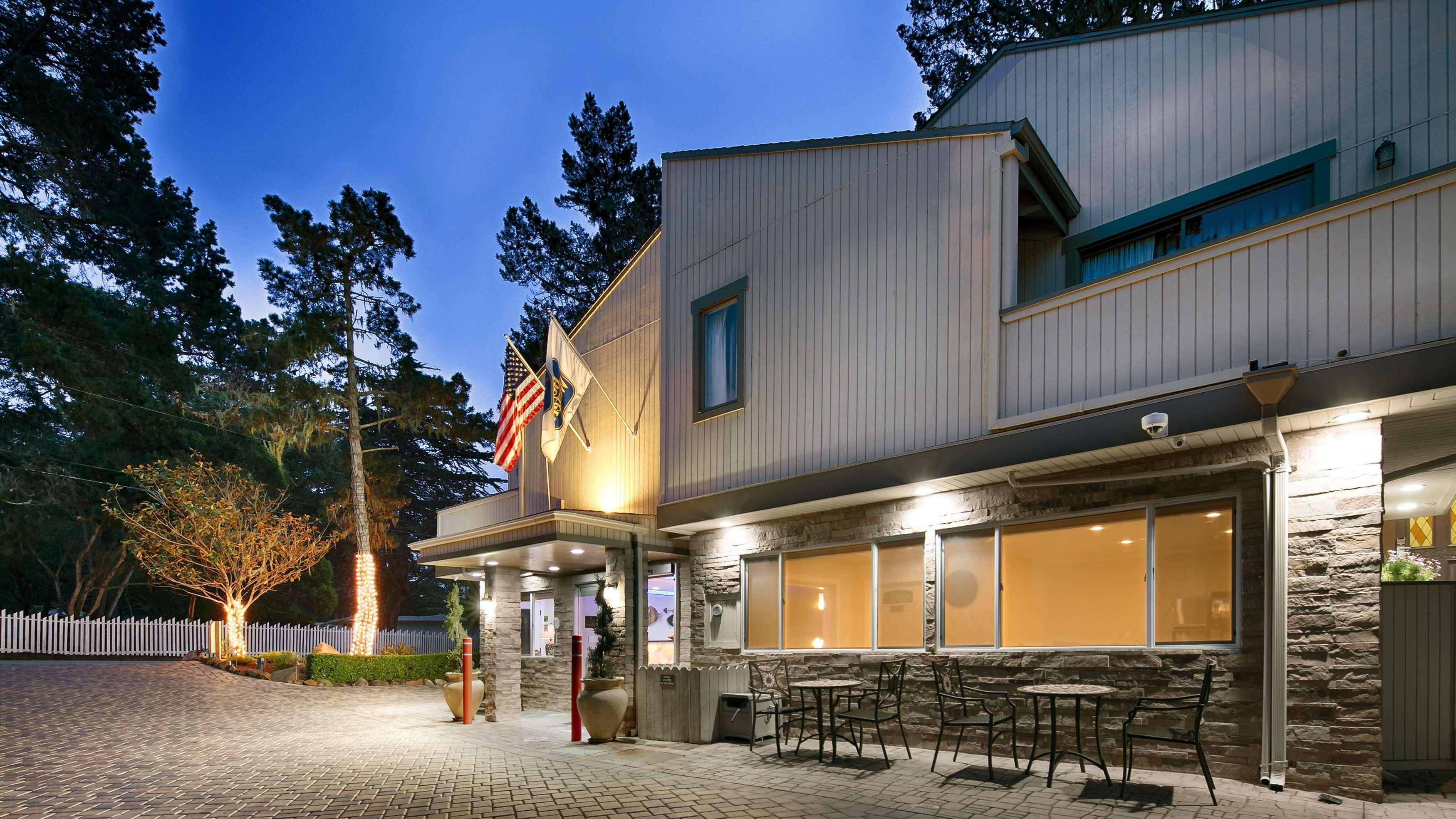 Best Western The Inn&Suites Pacific Grove Exterior foto