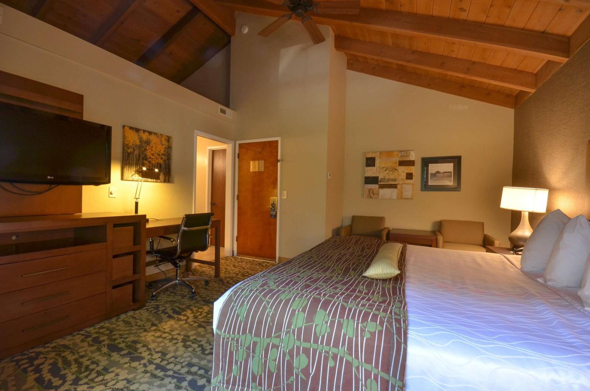 Best Western The Inn&Suites Pacific Grove Exterior foto